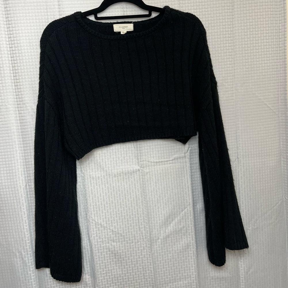 Black Cropped Bell Sleeve Sweater
